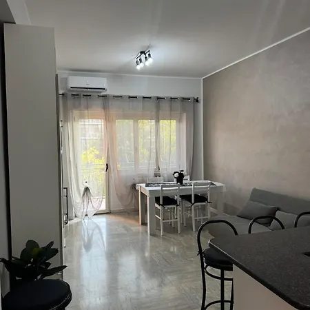 Trilocale Vicino Al Mare * Lido di Ostia